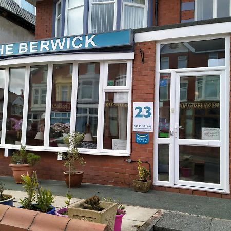 The Berwick - Over 40'S Only Blackpool Ngoại thất bức ảnh