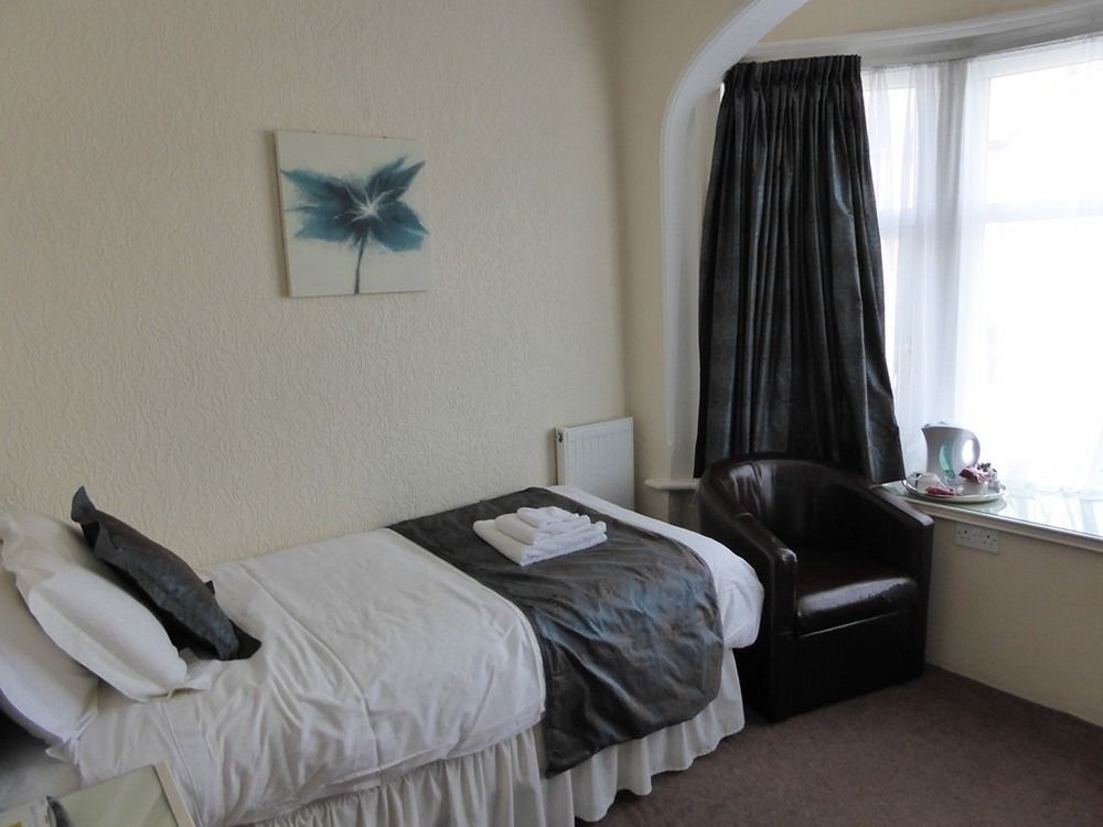 The Berwick - Over 40'S Only Blackpool Ngoại thất bức ảnh