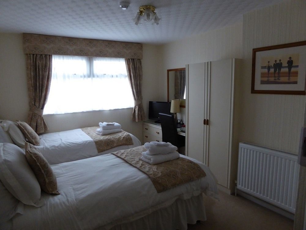The Berwick - Over 40'S Only Blackpool Ngoại thất bức ảnh
