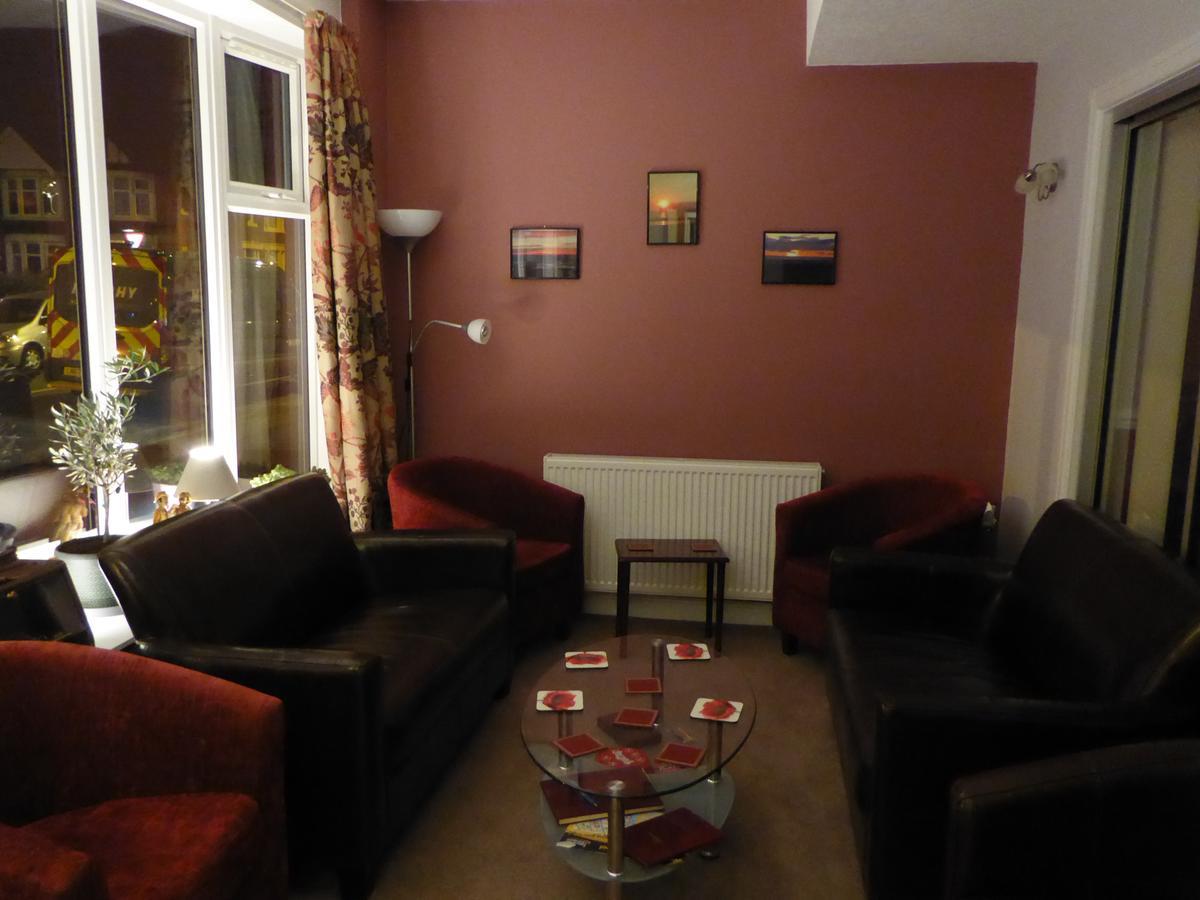 The Berwick - Over 40'S Only Blackpool Ngoại thất bức ảnh