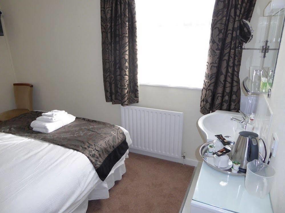 The Berwick - Over 40'S Only Blackpool Ngoại thất bức ảnh