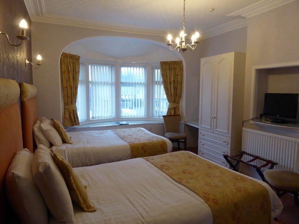 The Berwick - Over 40'S Only Blackpool Ngoại thất bức ảnh